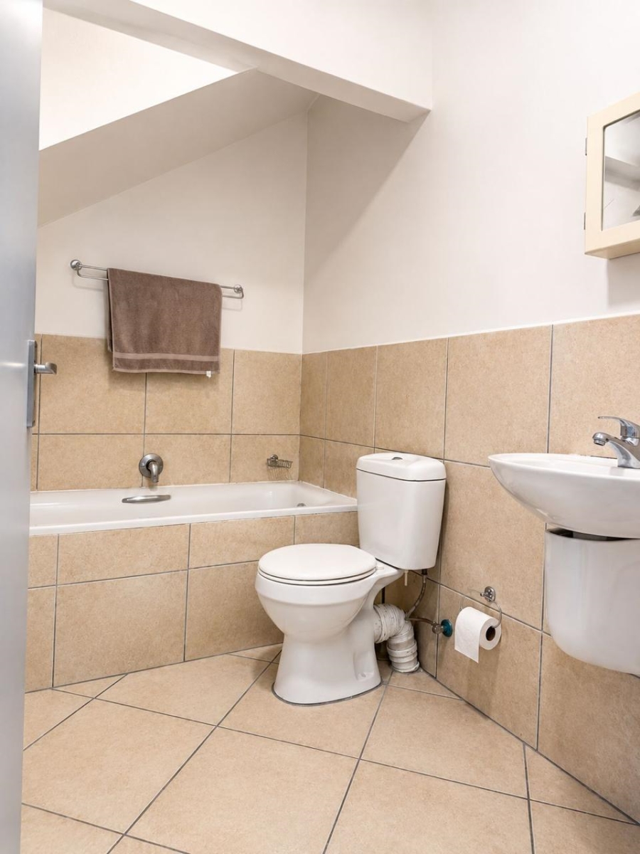 2 Bedroom Property for Sale in Burgundy Estate Western Cape